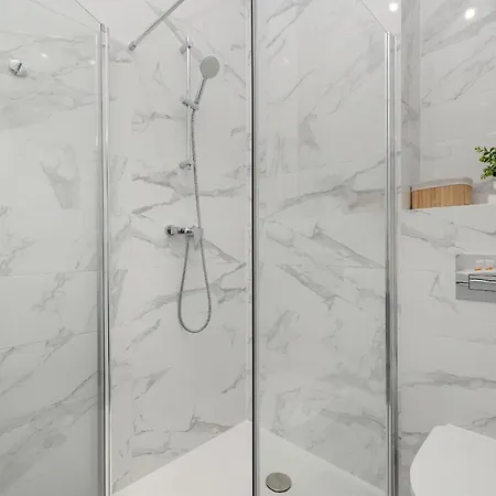 Apartament Z Tarasem - 2 Sypialnie - By Rent Like